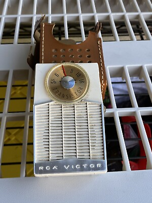 #ad RCA VICTOR 1 TP 1E Vintage Transistor Radio USA Nice condition $45.00