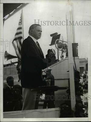 #ad 1930 Press Photo President Hoover Making Address At Unveiling Ceremony $19.99