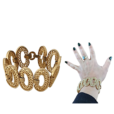 #ad Vintage 60s Bracelet Crown Trifari Gold Linked Ovals $50.00
