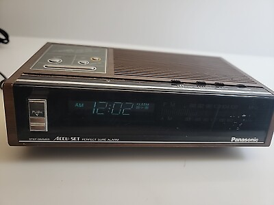 #ad Vintage Panasonic Accuset RC 6140 Digital Alarm Clock Radio AM FM Tested Works $14.98