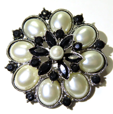 #ad Vintage Large Faux Oval Pearls amp; Black Crystals Silver Tone Brooch Pin $13.50