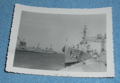 #ad 1957 Photo US Navy Destroyer USS Southerland DD 743 San Francisco Ship Yard? $13.11