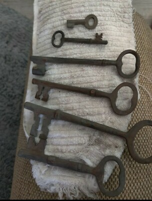 #ad Antique Keys Lot $85.00