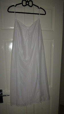 #ad BNWT Ladies Naturally Close from JD Williams Knee length white slip size 22 GBP 12.00
