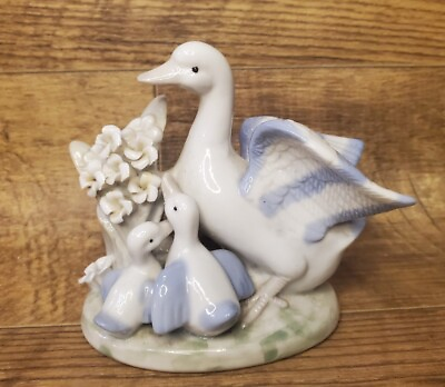 #ad Blue amp; Amp white swan W 3 cygnets porcelain figurine. Ducks Geese collectable $14.95