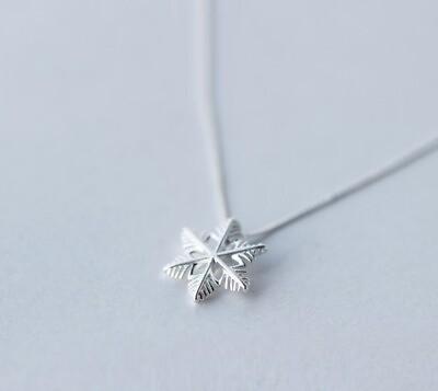 #ad Frozen Snow Flake Silver SP Pendant Necklace $9.99