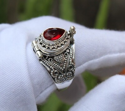 #ad Poison Ring Garnet Gemstone Compartment Ring 925 Silver Plated BJ74 $14.99