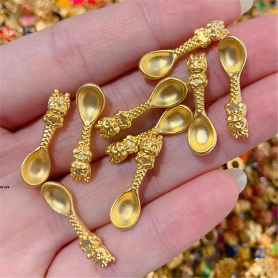 #ad 1pcs Pure 999 24K Yellow Gold Women Lucky Zodiac Dragon Spoon Pendant 0.5 0.7g $85.21