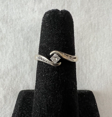 #ad 14K White Gold 1 4 CTW Princess Round Diamond Engagement Ring sz 7.75 Pre Owned $280.00