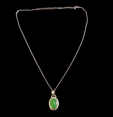 #ad Green Cabochon Pendant Silver Tone Necklace Scroll Accents $9.99