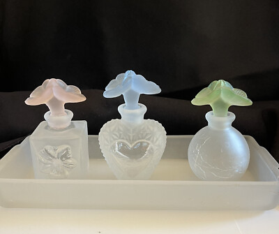 #ad VTG 3 Frosted Flower Perfume Bottles amp; Tray by GLASS ACT STUDIO Pink Blue Green $49.90