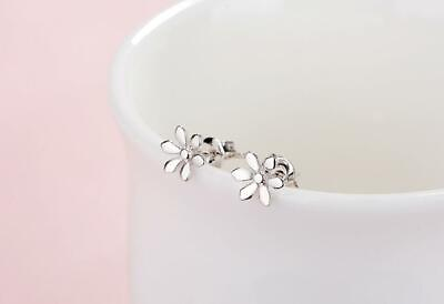 #ad Super Adorable Tiny Flower Daisy Silver SP Stud Earrings $8.99
