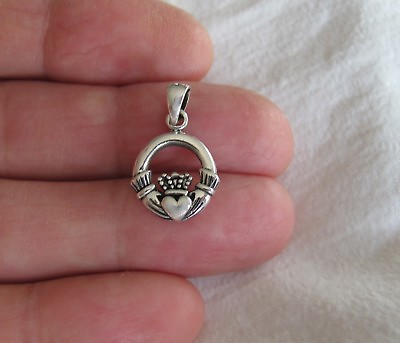 #ad Sterling Silver 18mm Claddagh small pendant. $19.76