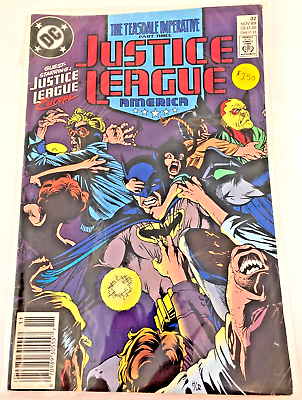 #ad Justice League America #32 Newsstand DC Comics Adam Hughes 1989 $9.95