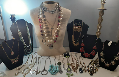 #ad 25 Piece Estate Necklace Lot New to Vintage Pieces Chicos NYCO CAPWELL more $75.00