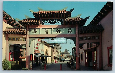 #ad Postcard Chinatown Los Angeles California Street Golden Palace Chrome K1F $5.57