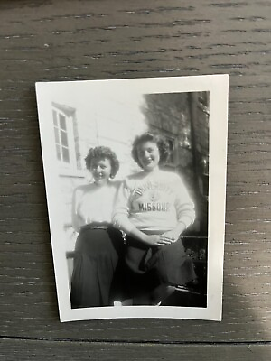 #ad Vintage 1944 University of Missouri Girls Photograph 3.5 x 2.5#x27;#x27; $7.96
