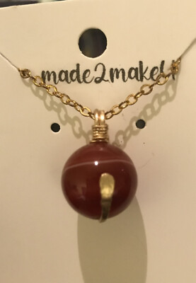 #ad agate pendant with a chain C $25.00
