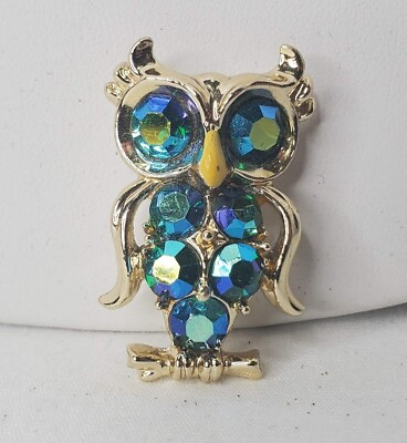 #ad Vintage Owl Brooch Gold Tone Blue Aurora Borealis Stones Figural Pin $15.30