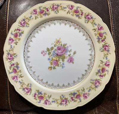 #ad Gold Castle Vintage Hostess Pattern Made in Japan Luncheon 9” Plate $11.00