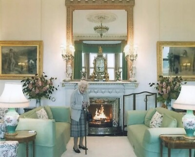 #ad Queen Elizabeth Il Her Last At Balmoral Castle Sept 2022 8x10 Picture Celebrity $7.98