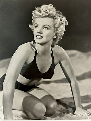 #ad Original 1950s Marilyn Monroe TYPE 1 Photograph 8X10 Swimsuit On The Beach $224.99