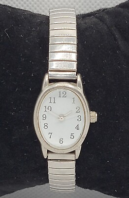 #ad Ladies Classic Oval Petite Silver Tone Easy to Read Expansion Band Watch K2 $7.99