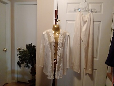 #ad Womans Vintage Pajamas 2 Piece Montgomery Wards Ivory Lacey Satin Size Med NEW $32.00