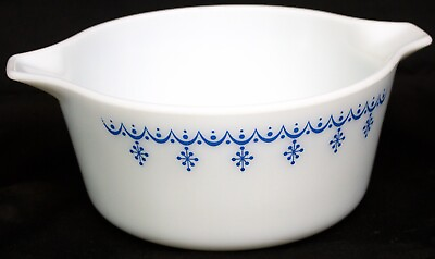 #ad VTG 474 PYREX White Casserole Dish White Blue Snowflake Trim 1.5 Qt NO LID $40.00