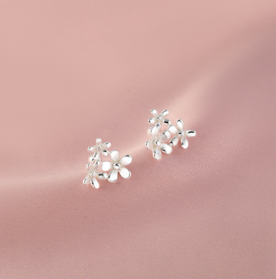 #ad Silver 3 Flower Daisy Stud Earrings $8.99