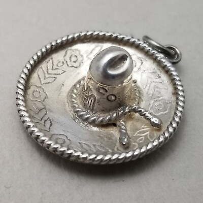 #ad Vintage Mexican Solid Sterling Silver Sombrero Pendant 925 3.2g GBP 22.99