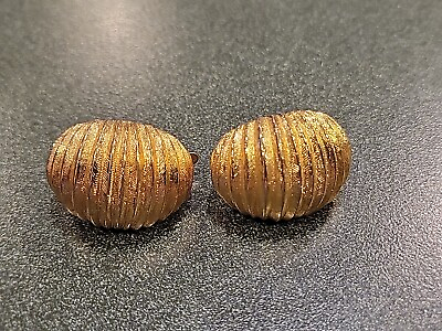 #ad Gold Domed TRIFARI Clip On Earrings Oblong Ribbed Shell Pattern Gold Tone $14.95