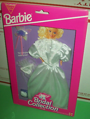 #ad Barbie Fashion Bridal Collection White Dress Shoes Accessories 1993 $27.99
