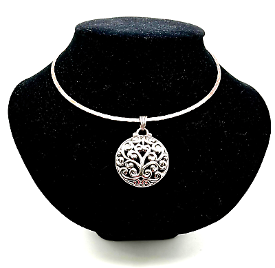 #ad Beautiful Hard Round Necklace Silver 925 With A Special Pendant. $120.93