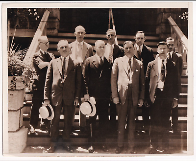 #ad GOV ROOSEVELT´S COMISSIONER INSPECTING STATES PRISION AUBURN NY 1931 Photo Y 388 $19.99