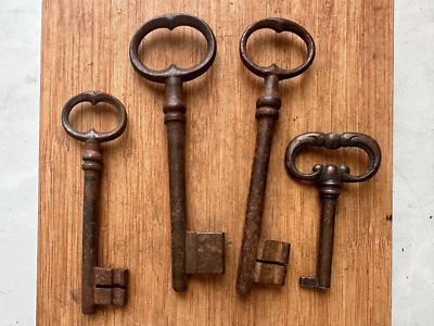 #ad Antique antique keys 19 20 centuries Rare $60.00