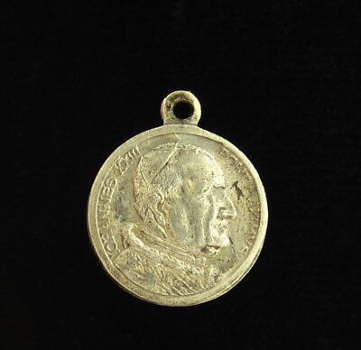 #ad Vintage Pope John XXIII Medal Religious Holy Catholic Petite Medal Small Size $7.19