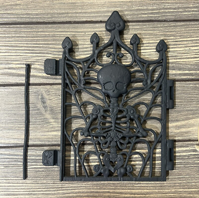 #ad Monster High Deadluxe School Replacement Black Skeleton Gate w Pin $14.99