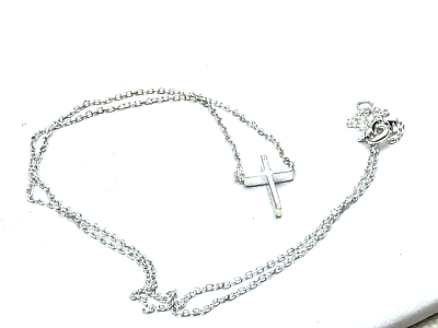 #ad Vintage Sterling Necklace 925 Silver Delicate Cross Pendant Choker NO OFFERS $10.00