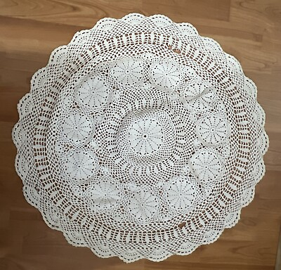 #ad Vintage Floral Ivory Scalloped Round XL Table Top Lamp Doily 28” GVC $31.05