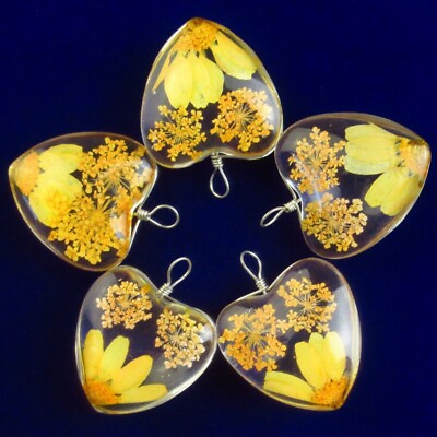 #ad 5Pcs 28x14mm Orange Delicate Crystal Glass Dried Flower Heart Pendant T02050 $12.44