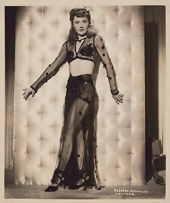 #ad Barbara Stanwyck 1943 ❤ Original Vintage Sexy Leggy Cheesecake Photo K 346 $149.99