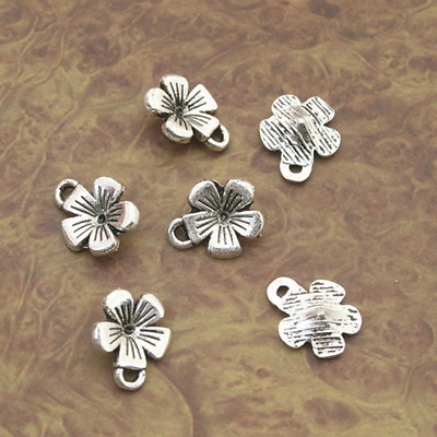 #ad 160pcs Tibetan Silver flower charm pendants X0066 $4.99