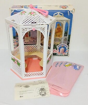 #ad 1985 CREATA FLOWER PRINCESS GAZEBO Rare Fashion Doll Carrying Case w Box *READ* $99.99