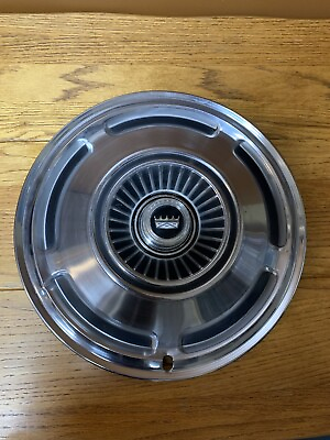 #ad Vintage Ford 1965 1970 Hubcap 3 Lions with Crown Symbol Hub Cap 15” $29.00