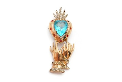 #ad Vintage Corocraft Sterling Brooch Pin Gold Plated Blue Rhinestone Heart In Hands $1349.99