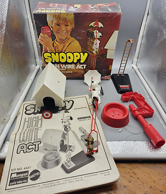 #ad Snoopy amp; Woodstock High Wire Act Model Kit 6661 C. 1971 $69.99