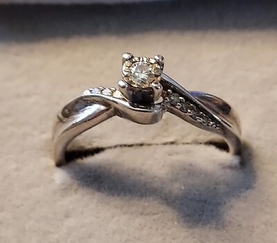 #ad 1 4 CT Vintage 925 Sterling Silver Genuine Diamond Ring Size 8 Gift Box $39.95