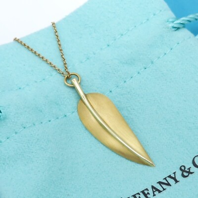 #ad Tiffany Co. Tiffany Yellow Gold Feather Necklace 18K 750 Leaf Feather Leaf KK133 $888.51