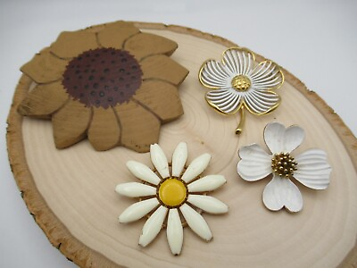 #ad Vintage lot 4 costume enamel flower pins white daisy wooden sunflower Monet $31.50